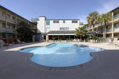Amerihome Inn & Suites Houston Airport North Εξωτερικό φωτογραφία