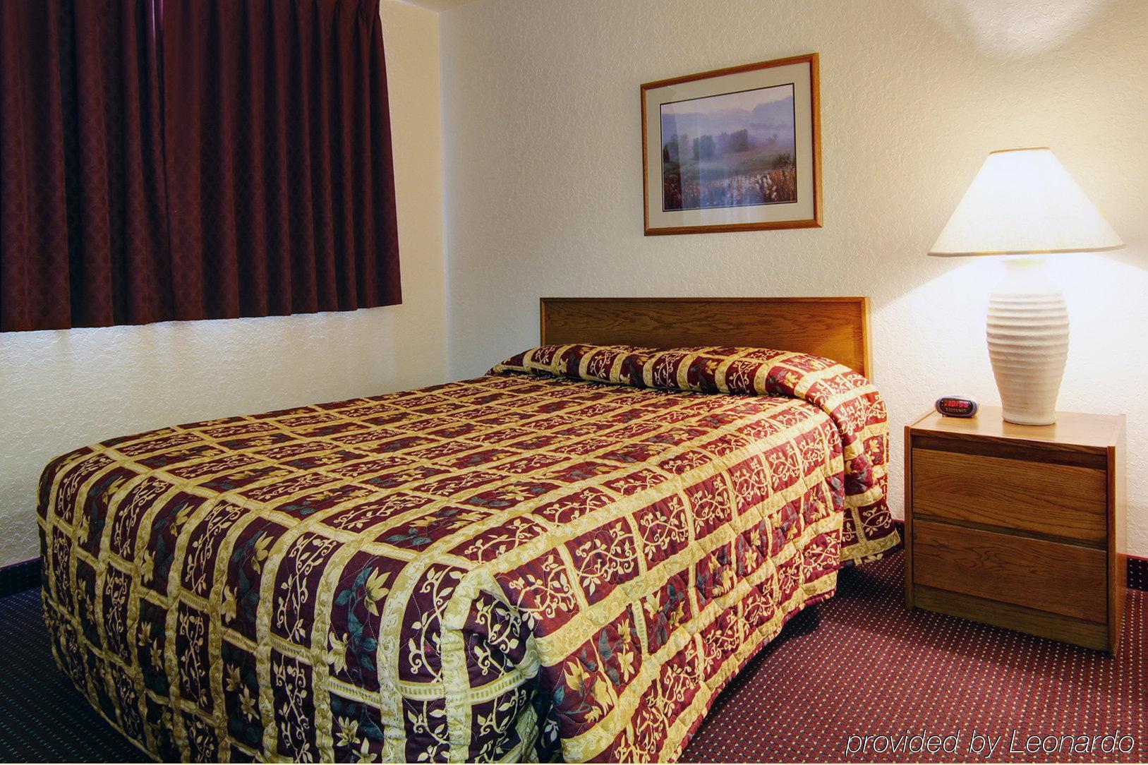 Amerihome Inn & Suites Houston Airport North Δωμάτιο φωτογραφία